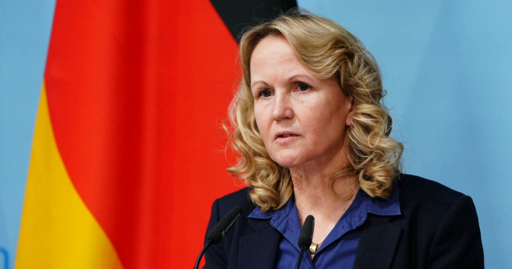 Bundesumweltministerin Steffi Lemke geht auf Konfrontationskurs zur FDP.