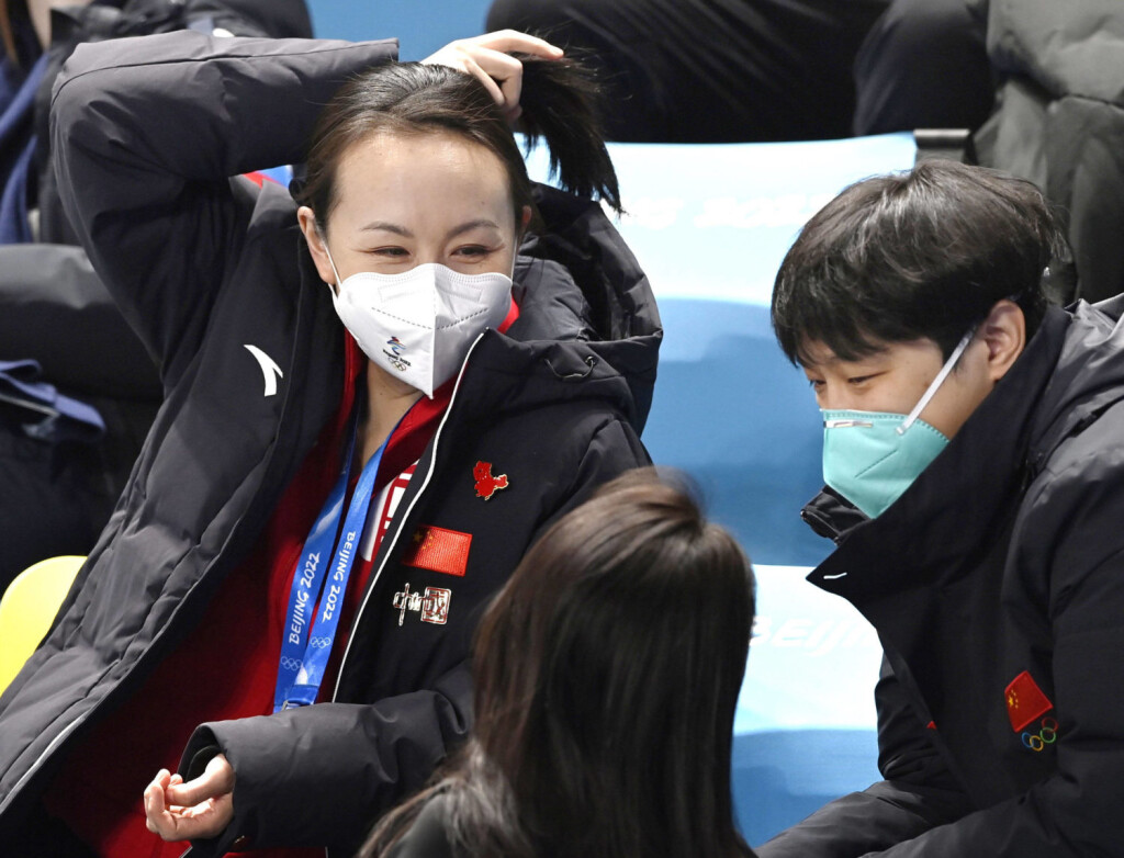 Peng Shuai at Beijing Olympic Figure skating, Eiskunstlauf competition venue Chinese tennis player Peng Shuai L is pictured at the venue of Beijing Olympic figure skating team event competition in the Chinese capital on Feb. 7, 2022. PUBLICATIONxINxGERxSUIxAUTxHUNxONLY A14AA0001232536P