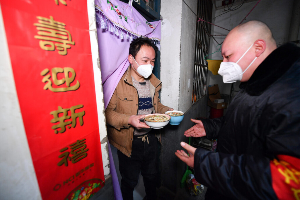 Suppenspeisung für Bedürftige anlässlich des Chinesischen Neujahrsfestes in Xi'an