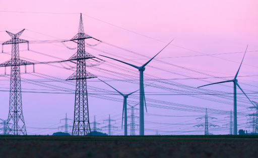 Nur mit ausreichendem Netzausbau kommt günstiger grüner Strom bei den Verbrauchern an.