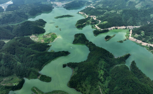 220621 -- CENGONG, June 21, 2022 -- Aerial photo taken on June 21, 2022 shows the view of Xiaxi Reservoir in Cengong County, Qiandongnan Miao and Dong Autonomous Prefecture, southwest China s Guizhou Province.  CHINA-GUIZHOU-CENGONG-XIAXI RESERVOIRCN YangxYing PUBLICATIONxNOTxINxCHN