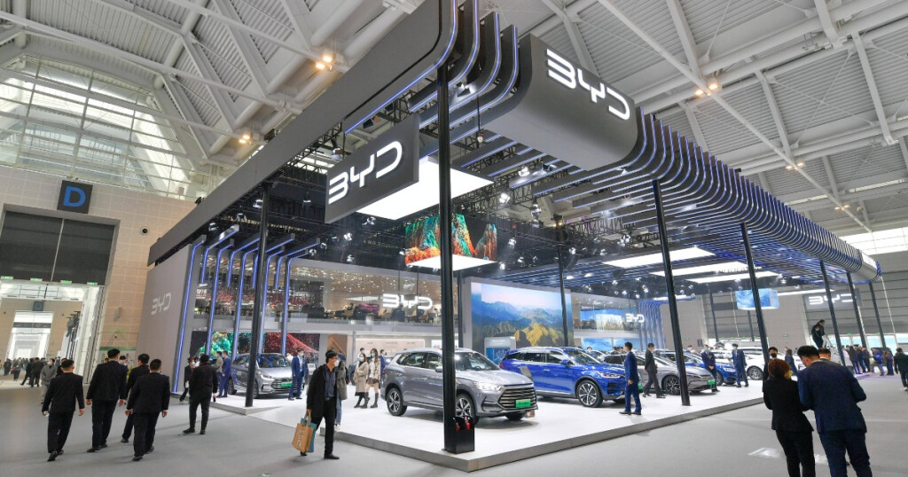 BYD autos