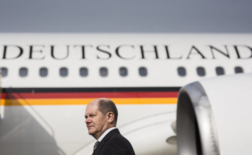 Bundesfinanzminister Olaf Scholz, SPD, aufgenommen an der Regierungsmaschine vor seiner Abreise nach Berlin in Beijing, 18.01.2019. Minister Scholz reist nach Beijing fuer die Teilnahme am deutsch-chinesischen Finanzdialog. Beijing China *** Federal Minister of Finance Olaf Scholz SPD taken on government plane before his departure for Berlin in Beijing 18 01 2019 Minister Scholz travels to Beijing for participation in German Chinese financial dialogue Beijing China PUBLICATIONxINxGERxSUIxAUTxONLY Copyright: xFlorianxGaertnerx