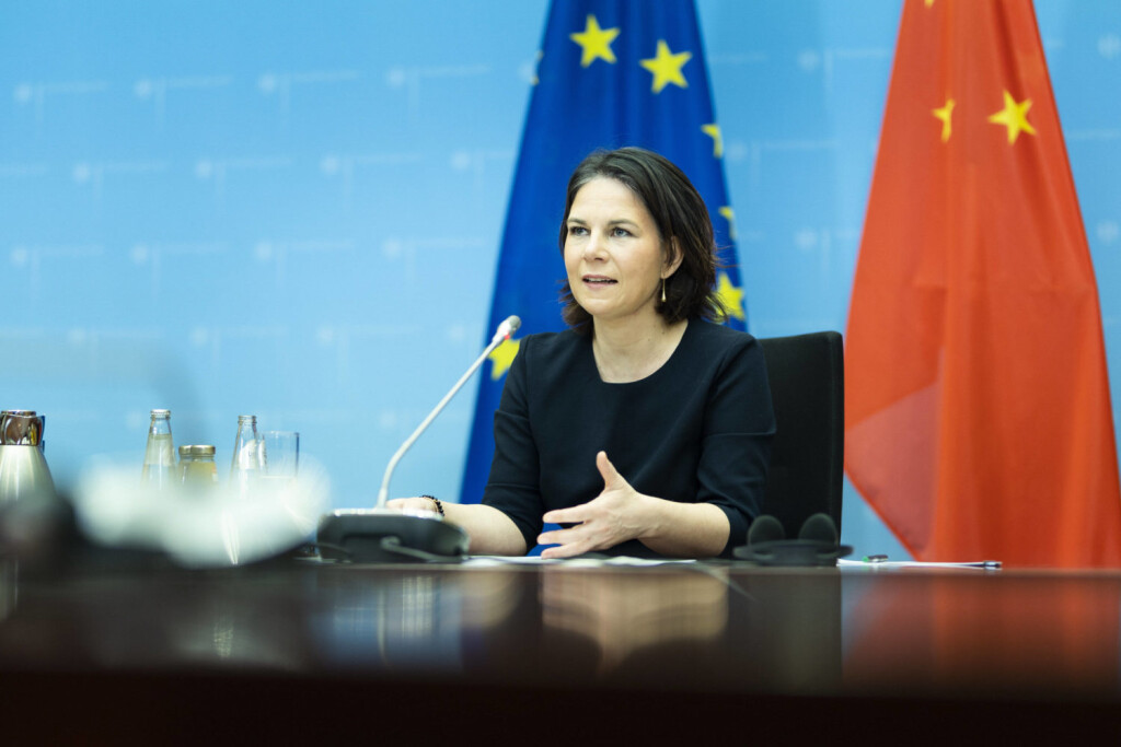 Annalena Baerbock, Bundesaussenministerin, aufgenommen im Rahmen eines virtuellen Treffens mit Wang Yi nicht im Bild, Aussenminister von China, in Berlin, 20.01.2022. Berlin Deutschland *** Annalena Baerbock, German Foreign Minister, photographed during a virtual meeting with Wang Yi not in picture , Foreign Minister of China, in Berlin, 20 01 2022 Berlin Germany Copyright: xFlorianxGaertnerx