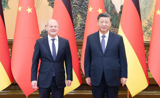 221104 -- BEIJING, Nov. 4, 2022 -- Chinese President Xi Jinping meets with German Chancellor Olaf Scholz on his official visit to China at the Great Hall of the People in Beijing, capital of China, Nov. 4, 2022. CHINA-BEIJING-XI JINPING-GERMANY-CHANCELLOR-MEETING CN YaoxDawei PUBLICATIONxNOTxINxCHN