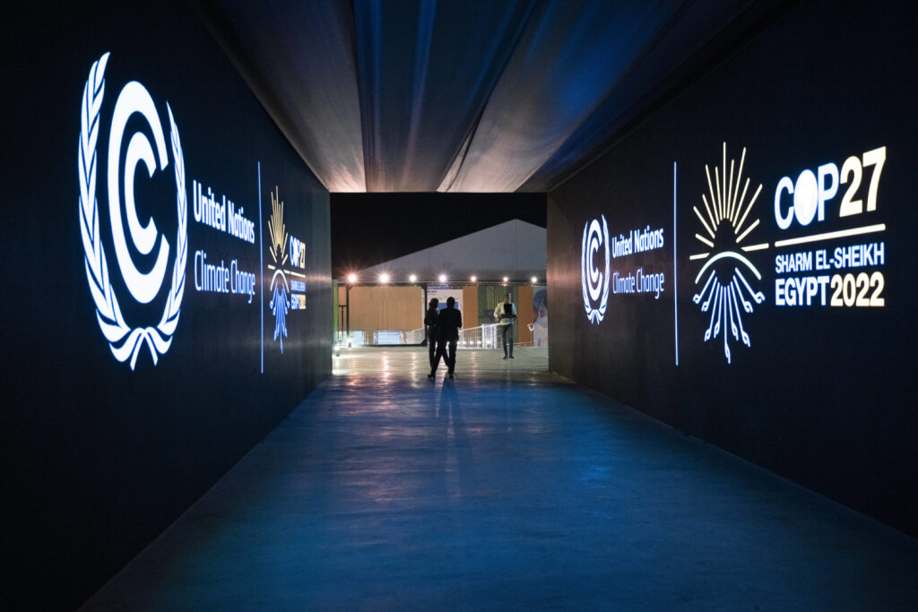 SHARM EL-SHEIKH 20221118 Korridor en sen kväll pa klimatmötet COP27. SHARM EL-SHEIKH EGYPTEN x10060x *** SHARM EL SHEIKH 20221118 Corridor late evening at the COP27 climate summit SHARM EL SHEIKH EGYPT x10060x, PUBLICATIONxNOTxINxDENxNORxSWExFIN Copyright: xHenrikxMontgomery/TTx KLIMATMÖTE COP27