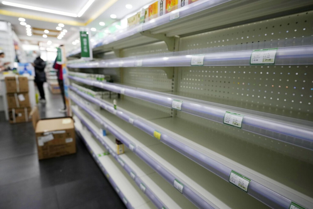 China eases COVID-19 restrictions Photo taken on Dec. 8, 2022, shows empty shelves at a pharmacy in Beijing, apparently reflecting people s fears of a possible surge in COVID-19 infections following the central government s recent easing of restrictions. PUBLICATIONxINxGERxSUIxAUTxHUNxONLY A14AA0001372346P