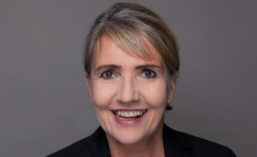 Simone-Peter_0354_CC-BEE-202212_Portrait