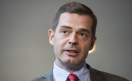 CDU THÜRINGEN PRESSESTATEMENT IM THÜRINGER LANDTAG 18/02/2020 - Erfurt: Der Abgeordnete der CDU Thüringen Mike Mohring gibt ein Pressestatement im Thüringer Landtag am 18. Februar 2020. / *** CDU THÜRINGEN PRESS STATEMENT IN THE THÜRINGER LANDTAG 18 02 2020 Erfurt The delegate of the CDU Thuringia Mike Mohring gives a press statement in the Thuringian state parliament on 18 February 2020