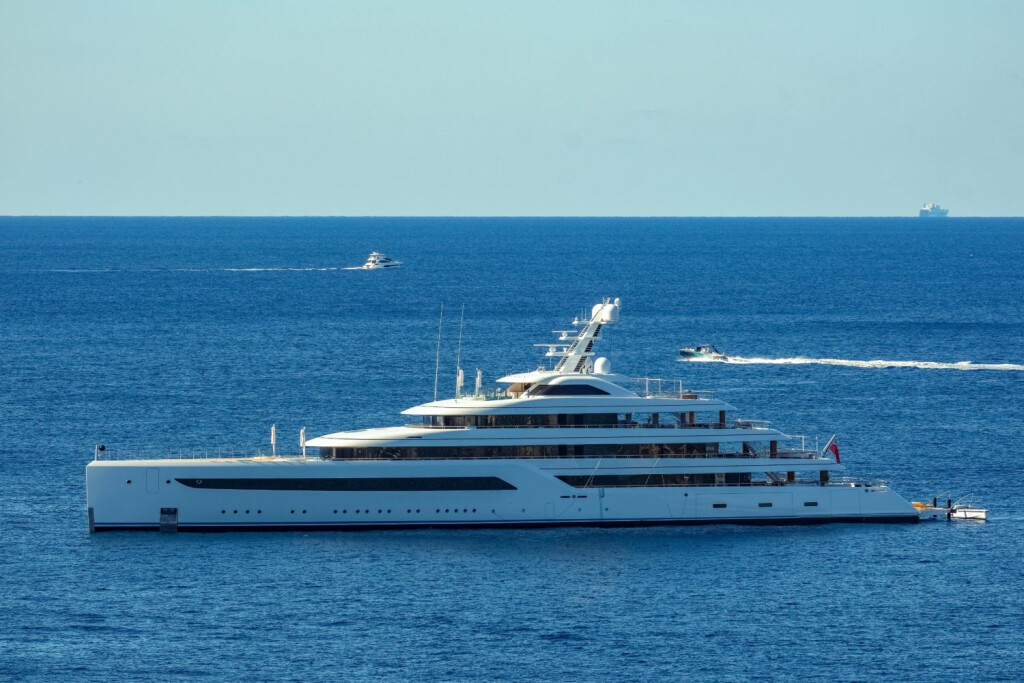 Die 88 Meter Superyacht ZEN von Jack Ma, Gründer des Online-Giganten Alibaba, bis vor einigen Monaten reichsten Mann Chi