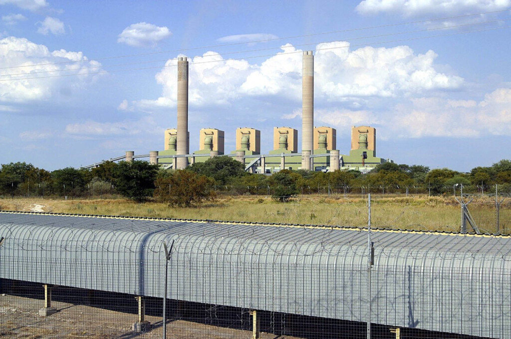 Kohlekraftwerk in der südafrikanischen Limpopo Provinz