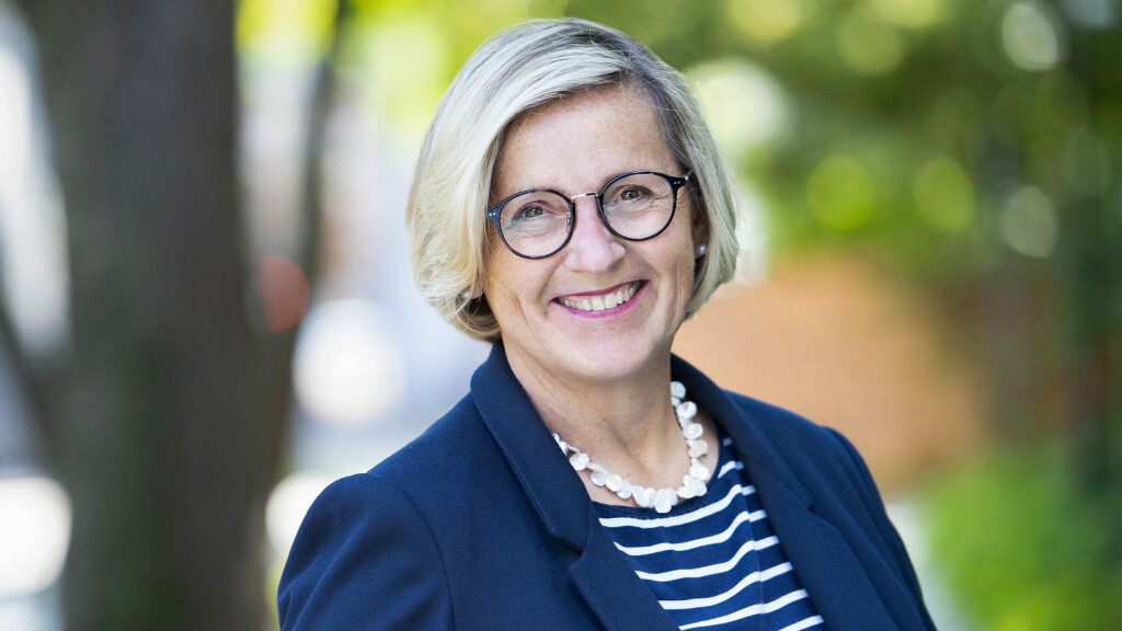 Petra Bentkämper, Präsidentin Deutscher LandFrauen-Verband während ihres Praktikums bei der BGM Associates GmbH.