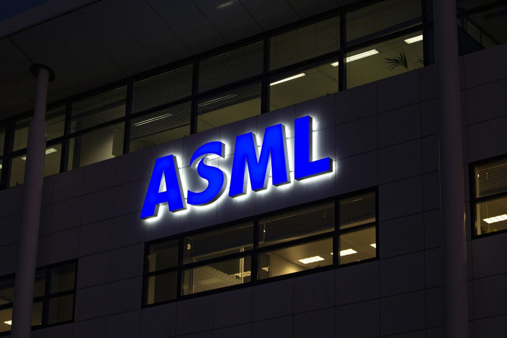VELDHOVEN, 06-05-2020, ASML Hq, Headquarters ASML. ASML Headquarters PUBLICATIONxINxGERxSUIxAUTxONLY x8044503x Copyright: