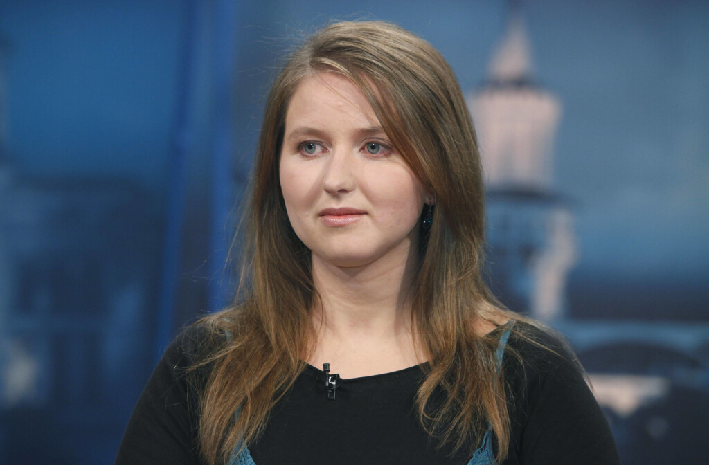 Kathrin Henneberger (Studentin, Feministin, Mitglied bei attac und Buendnis 90 / Die Gruenen) in der Talk-Show Maybrit I