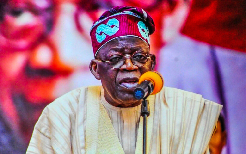 News Bilder des Tages Nigeria, Der neu gewählte Präsident Bola Ahmed Tinubu gibt Pressekonferenz in Lagos LAGOS, NIGERIA - MARCH 3: Bola Ahmed Tinubu, Nigerias President-elect during a press Conference. He won the poll with 8,794,726 votes while Atiku Abubakar of the Peoples Democratic Party PDP came second with 6,984,520 and Peter Obi of Labour Party third with 6,101,533 votes. Photo by Shengolpixs Copyright: xAMADAxMASARUx