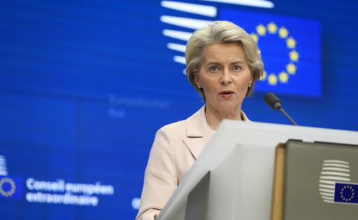 News Bilder des Tages Ursula Von Der Leyen head of the European Commission and Charles Michel head of the Council of Europe, held a joint press conference at the end of the extraordinary European summit held in the Belgian capital. PUBLICATIONxNOTxINxFRAxRUS NicolasxLandemardx/xLexPictorium LePictorium_0274904