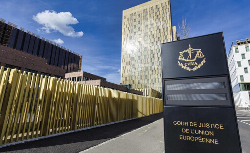 Gerichtshof der Europäischen Union, CURIA, EuGH, goldene Bürotürme im Europaviertel Kirchberg-Plateau, Luxemburg, Europa *** Court of Justice the European Union, CURIA, ECJ, Golden Office towers at European quarter Kirchberg Plateau, Luxembourg, Europe Copyright: imageBROKER/AngelaxtoxRoxel iblato09206106.jpg Bitte beachten Sie die gesetzlichen Bestimmungen des deutschen Urheberrechtes hinsichtlich der Namensnennung des Fotografen im direkten Umfeld der Veröffentlichung