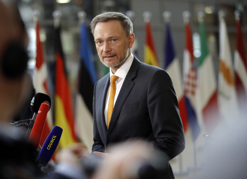 epa10466106 German Finance Minister Christian Lindner at the start of an Economic and Financial Affairs Council (Ecofin), European Finance Ministers meeting in Brussels, Belgium, 14 February 2023.  EPA-EFE/OLIVIER HOSLET