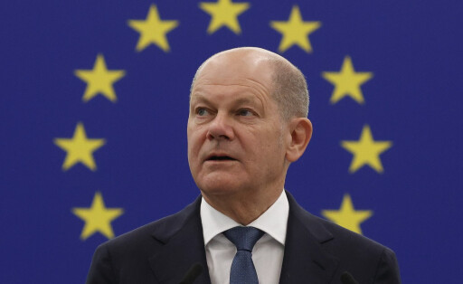 Kanzler Olaf Scholz spricht im Europaparlament.