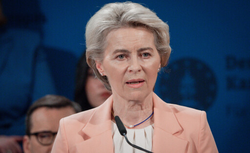 Verleihung des Karlspreises im Aachener Dom an das ukrainischen Volk Aktuell, 14.05.2023, Aachen, Dr. Ursula von der Leyen, Praesidentin der Europaeischen Kommission bei ihrer Rede zu den Feierlichkeiten zur Ueberreichung des Internationalen Karlspreis zu Aachen an das ukrainische Volk im Kroenungssaal des Rathaus zu Aachen Aachen Nordrhein-Westfalen Deutschland *** Presentation of the Charlemagne Prize in Aachen Cathedral to the Ukrainian people Current, 14 05 2023, Aachen, Dr Ursula von der Leyen, President of the European Commission during her speech at the ceremony for the presentation of the International Charlemagne Prize of Aachen to the Ukrainian people in the catering hall of the City Hall of Aachen Aachen North Rhine Westphalia