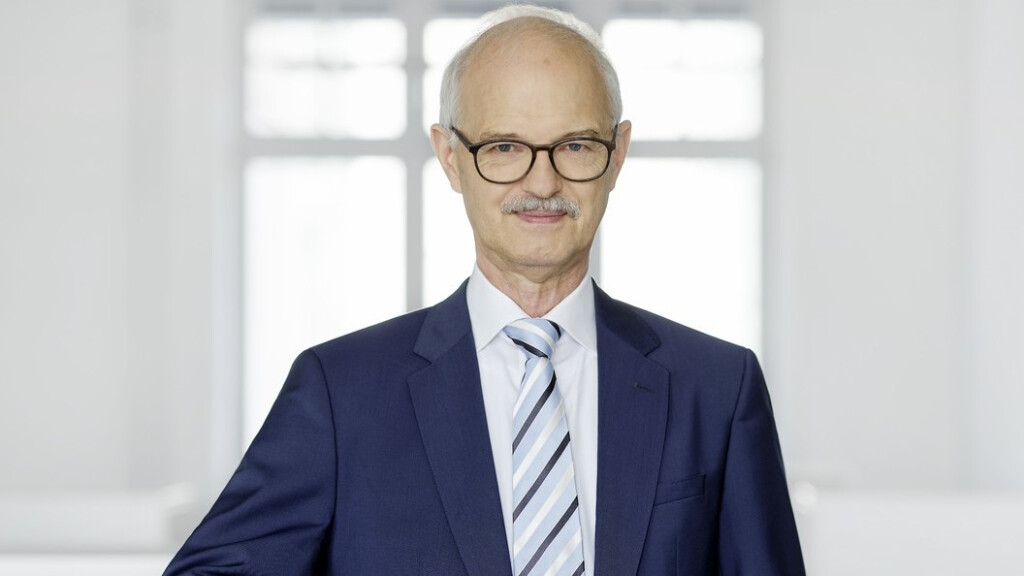 Prof. Prömel