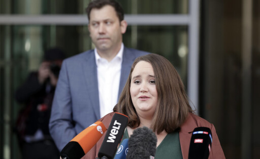 Lars Klingbeil, Parteivorsitzender SPD, Ricarda Lang, Parteivorsitzende von Buendnis 90/Die Gruenen, Statement im Nachgang zum Koalitionsausschuss. Die Ampel-Koalition einigt sich auf ein Entlastungspaket, DEU, Berlin, 24.03.2022 *** Lars Klingbeil, party leader SPD, Ricarda Lang, party leader of Buendnis 90 Die Gruenen, statement in the aftermath of the coalition committee The traffic light coalition agrees on a relief package, DEU, Berlin, 24 03 2022