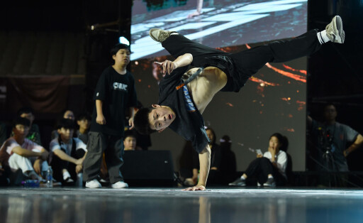 WDC2023 China Finals IDS FREESTYLE Finals in Nanjing NANJING, CHINA - JULY 2, 2023 - Dancers compete in the hip-hop KIDS FREESTYLE finals at the WDC2023 China Finals in Nanjing, Jiangsu province, China, July 2, 2023. Nanjing Jiangsu China PUBLICATIONxNOTxINxFRA Copyright: xCFOTOx originalFilename:cfoto-wdc2023c230703_npmJN.jpg