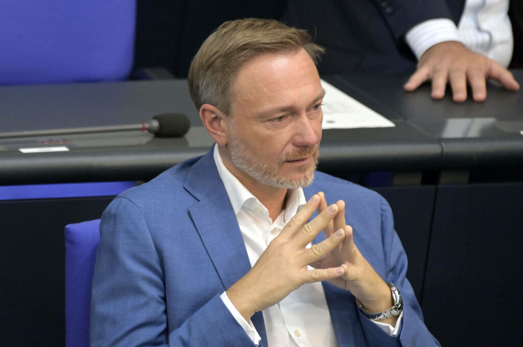 Christian Lindner in der 116. Sitzung des Deutschen Bundestages im Reichstagsgebäude. Berlin, 07.07..2023 *** Christian Lindner in the 116 session of the German Bundestag in the Reichstag building Berlin, 07 07 2023 Foto:xF.xKernx/xFuturexImage