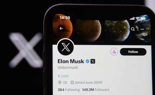 July 24, 2023, London, England, United Kingdom: Elon Musk rebrands the Twitter bird logo to X. London United Kingdom - ZUMAv130 20230724_zip_v130_042 Copyright: xVukxValcicx