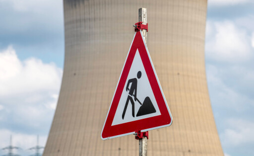 Kühlturm Kernkraftwerk Atomkraftwerk Atomare Energie nuklearer Testreaktor