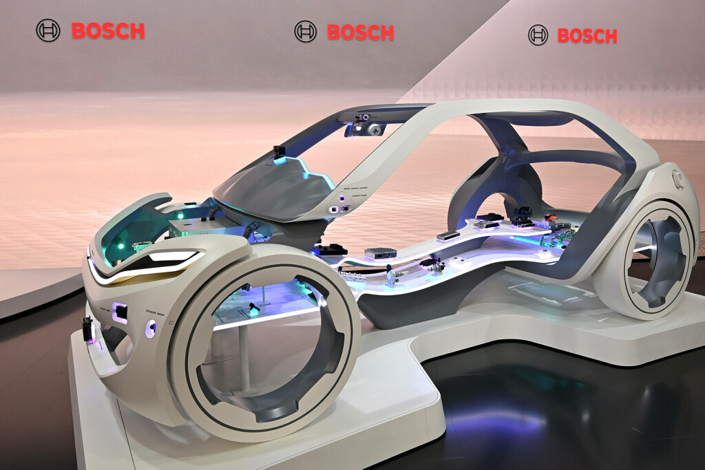 IAA Mobility 2023 in der Messe Riem vom 05.09.-10.09.2023 in Muenchen. Medientag am 04.09. Stand von BOSCH. *** IAA Mobility 2023 at Messe Riem from 05 09 10 09 2023 in Munich Media day at 04 09 booth of BOSCH