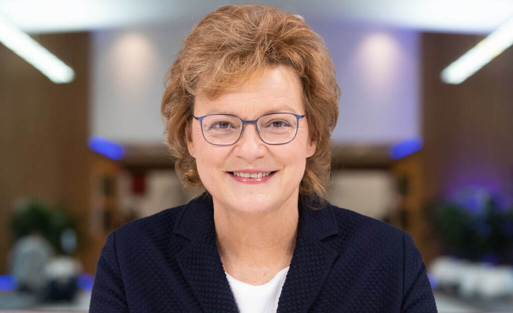 EP-124283A_Hohlmeier_portrait