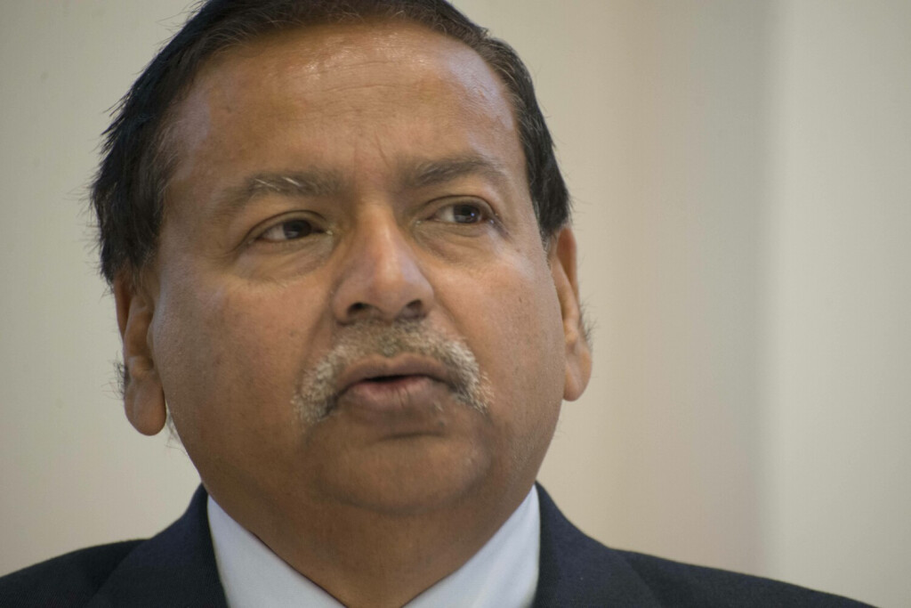 November 23, 2016 - Manchester, England, United Kingdom - Dr Saleemul Huq, Director of the International Centre for Climate Change, speaks at the The Magic Number: 1.5 C or 2 C Limit on Warming? And what does this actually mean for Least Developed Countries? event in Manchester, United Kingdom, Thursday, Nov. 23, 2016. Dr Saleemul Huq has been involved in all 22 United Nations Climate Change Conferences (known as COPs) and was the lead author on the Intergovernmental Panel on Climate Change (IPCC) 3rd and 4th Assessment Report and, coordinating lead author on the 5th report. Manchester United Kingdom PUBLICATIONxINxGERxSUIxAUTxONLY - ZUMAn230 20161123_zaa_n230_352
November 23 2016 Manchester England United Kingdom Dr Huq Director of The International Centre for CLIMATE Change Speaks AT The The Magic Number 1 5 C or 2 C Limit ON Warming and What does This Actually Mean for least Developed Countries Event in Manchester United Kingdom Thursday Nov 23 2016 Dr Huq has been involved in All 22 United Nations CLIMATE Change Conferences known As Cops and what The Lead author ON The Inter-Governmental Panel ON CLIMATE Change IPCC 3rd and 4th Assessment Report and Coordinating Lead author ON The 5th Report Manchester United Kingdom PUBLICATIONxINxGERxSUIxAUTxONLY 20161123_zaa_n230_352