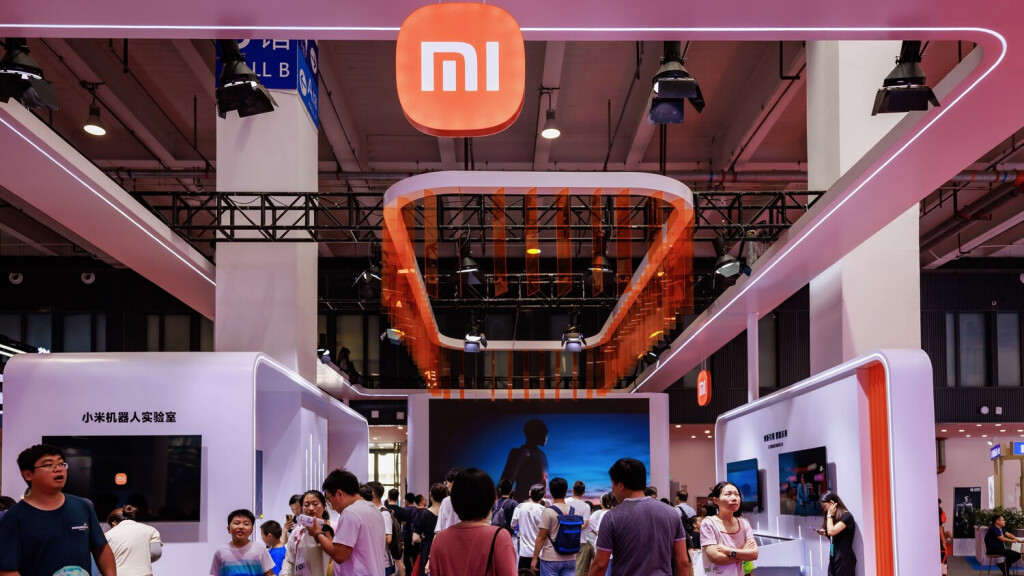BEIJING, CHINA - AUGUST 19: People visit Xiaomi booth during 2023 World Robot Conference at Beijing Etrong International Exhibition & Convention Center on August 19, 2023 in Beijing, China. PUBLICATIONxNOTxINxCHN Copyright: xVCGx 111450321259