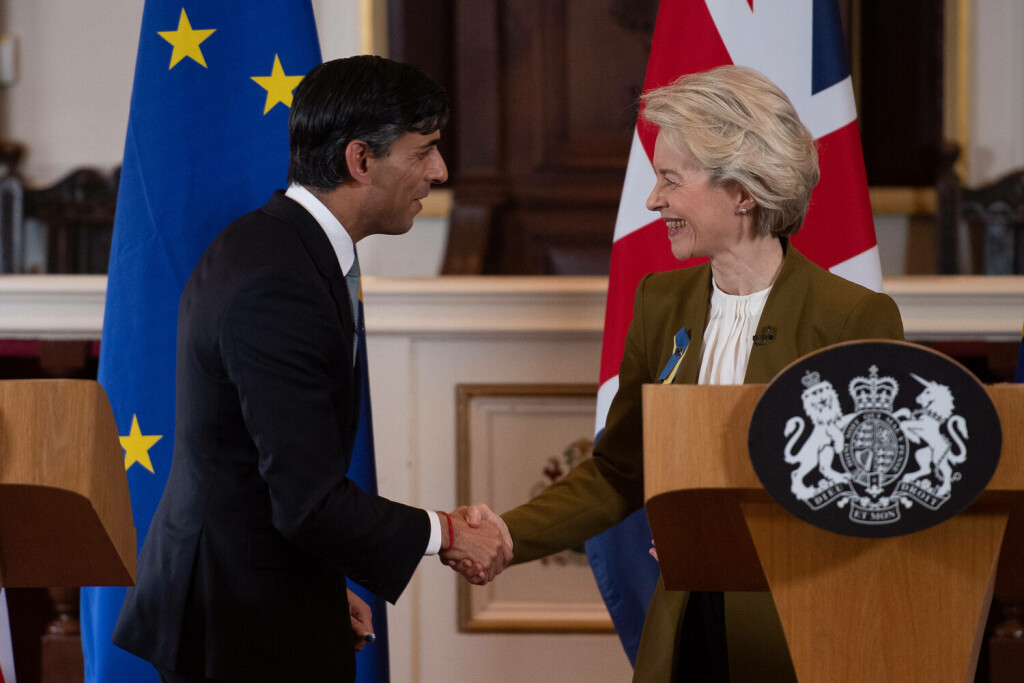 . 27/02/2023. Windsor, United Kingdom. UK Prime Minister Rishi Sunak and EU Commission President Ursula von der Leyen, at a press conference after agreeing on the the post-Brexit trade arrangements for Northern Ireland, at Windsor Guildhall in Windsor, United Kingdom. PUBLICATIONxINxGERxSUIxAUTxHUNxONLY xPoolx/xi-Imagesx IIM-24185-0039