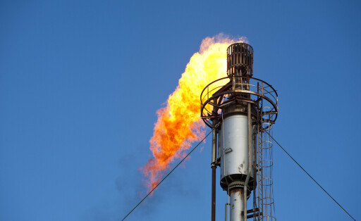 Flaring off gas at the Flotta oil terminal on the Island of Flotta in the Orkney s Scotland, UK. 10% of the UK s oil production comes through the Flotta terminal from the North Sea oil fields. Flaring off gas at the Flotta oil terminal on the Island of Flotta in the Orkney s Scotland, UK. 10% of the UK s oil production comes through the Flotta terminal from the North Sea oil fields., Credit:Ashley Cooper / Avalon PUBLICATIONxNOTxINxUKxFRAxUSA Copyright: xAshleyxCooperx/xAvalonx 0516648393